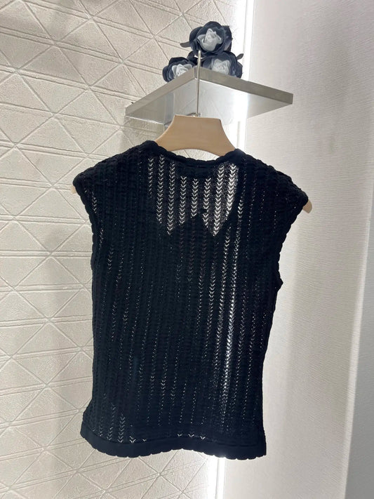 Hollow Pattern Wave Edge Knitted Tank Top